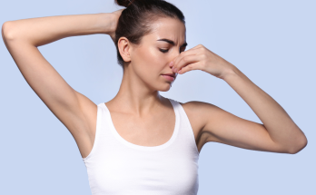 體臭飄散腐爛味怎麼辦？深入剖析原因與預防懶人包