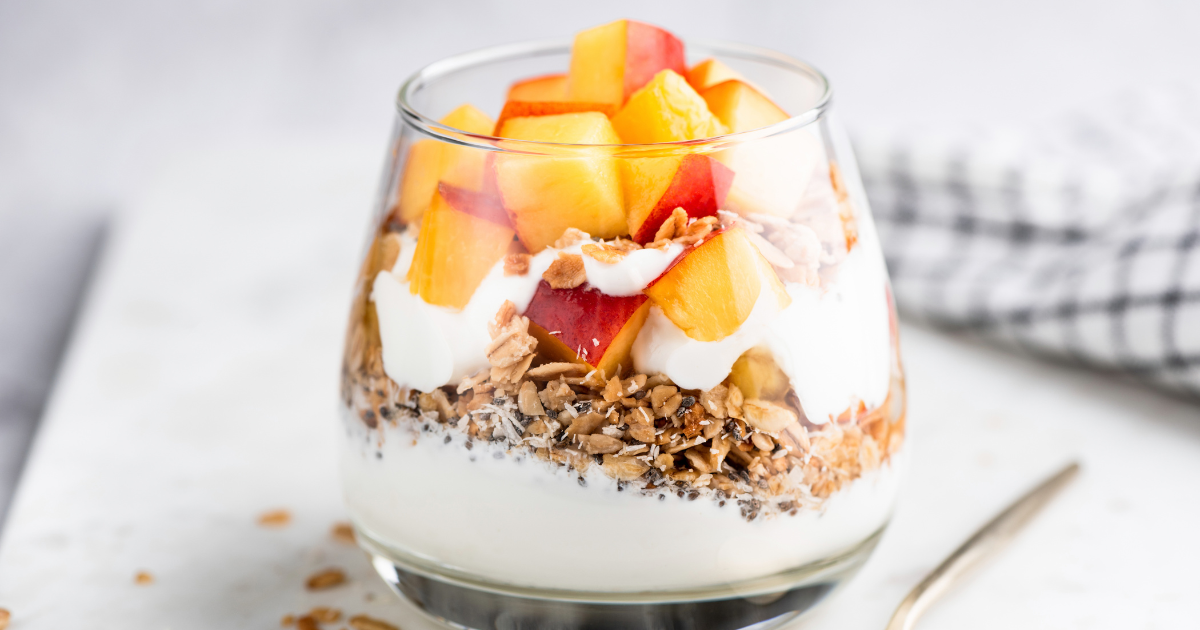 你的希臘優格還只配蜂蜜？10 種健康又爆好吃的早餐搭法大公開