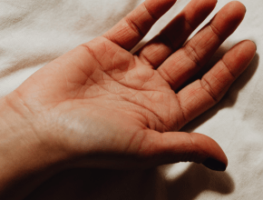 手掌穴道有哪些？完整認識手部穴位分布與按摩指南